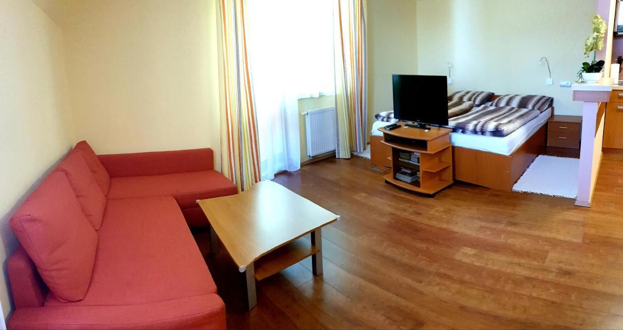 Apartment 202 タトランスカ・ ロムニツァ エクステリア 写真